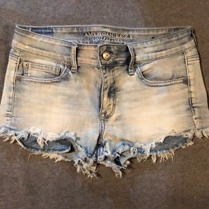 American Eagle size 8 shortie shorts